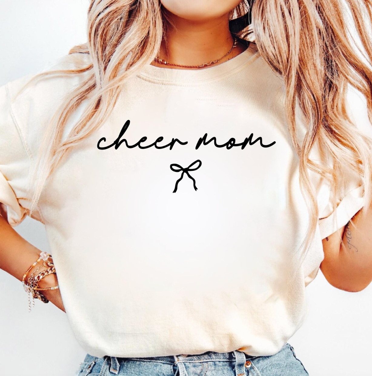 Cheer Mom Bow Unisex Tee
